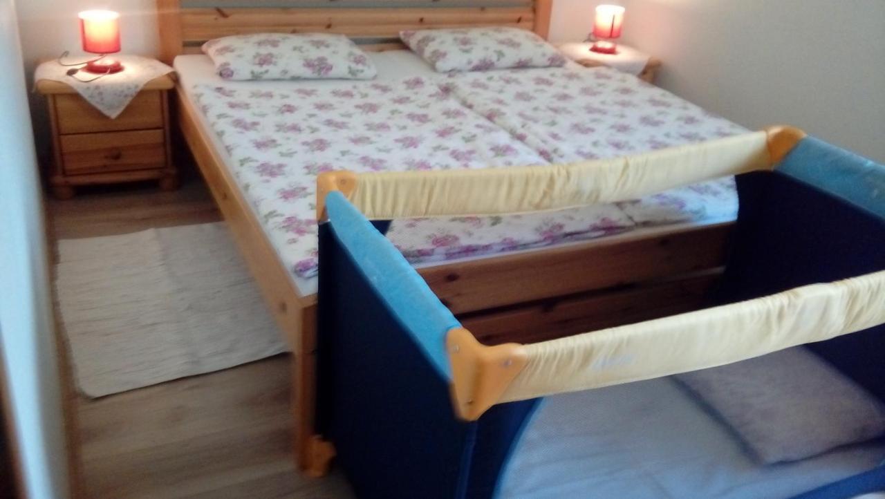 Raj Muraj Ferienappartement Kornić Exterior foto